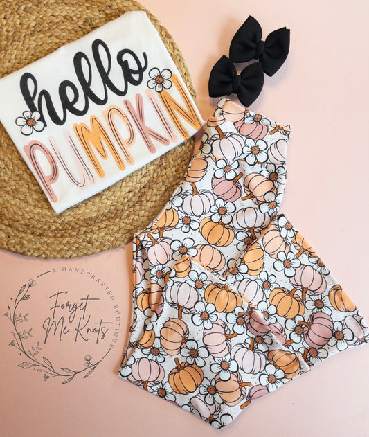Hello Pumpkin graphic tee & flare pants